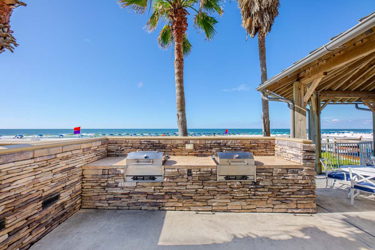 Outdoor Viking gas grills